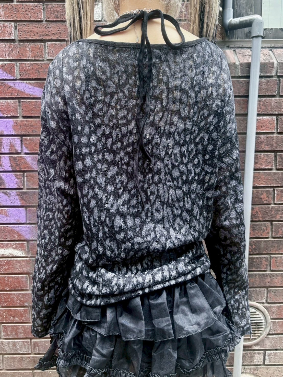 7/11 20:00発売　国際配送【BABY09】leopard off-shoulder punk tops