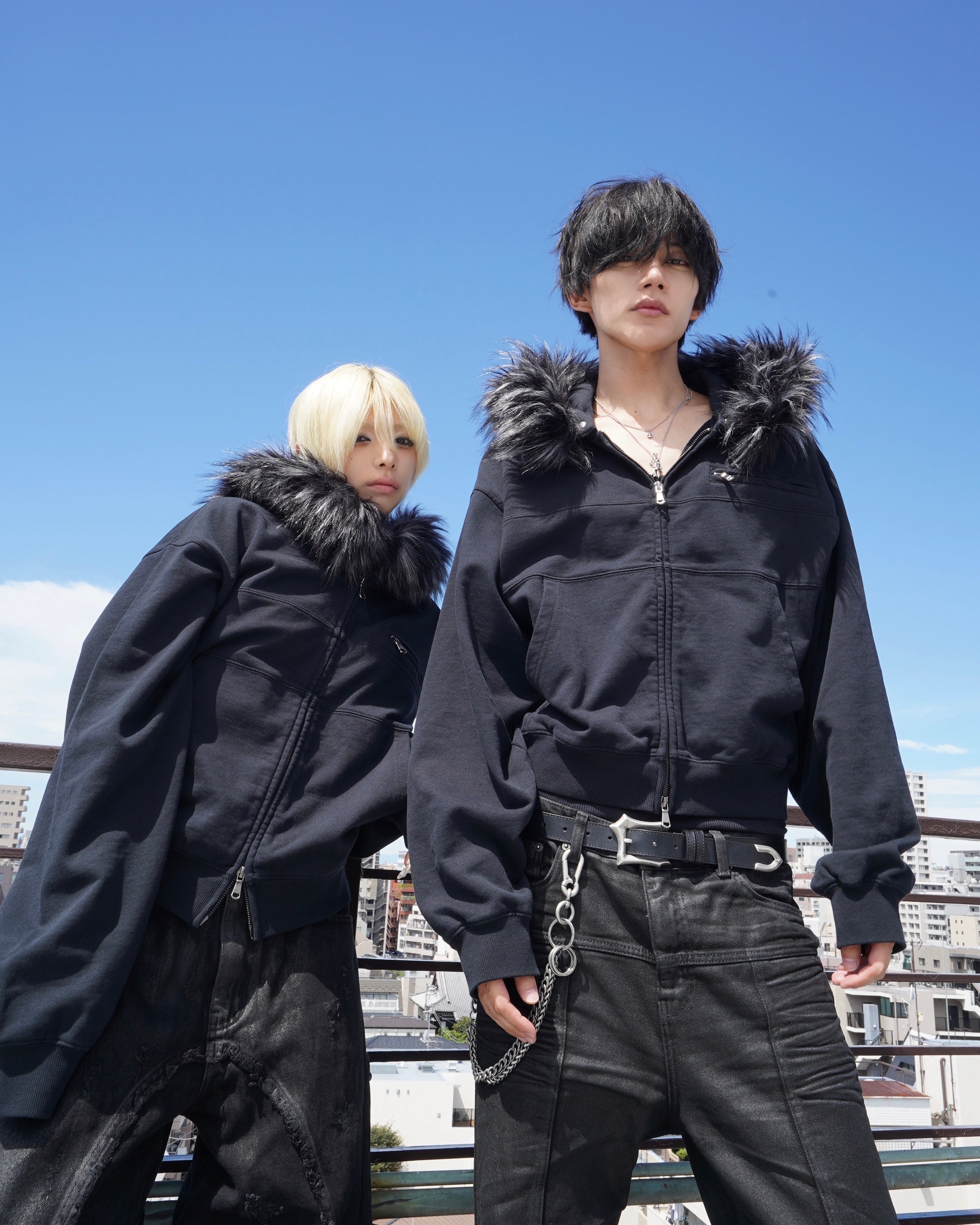 【CHIKASHITSU PLUS HIGH】Volume fur cropped zip hoodie