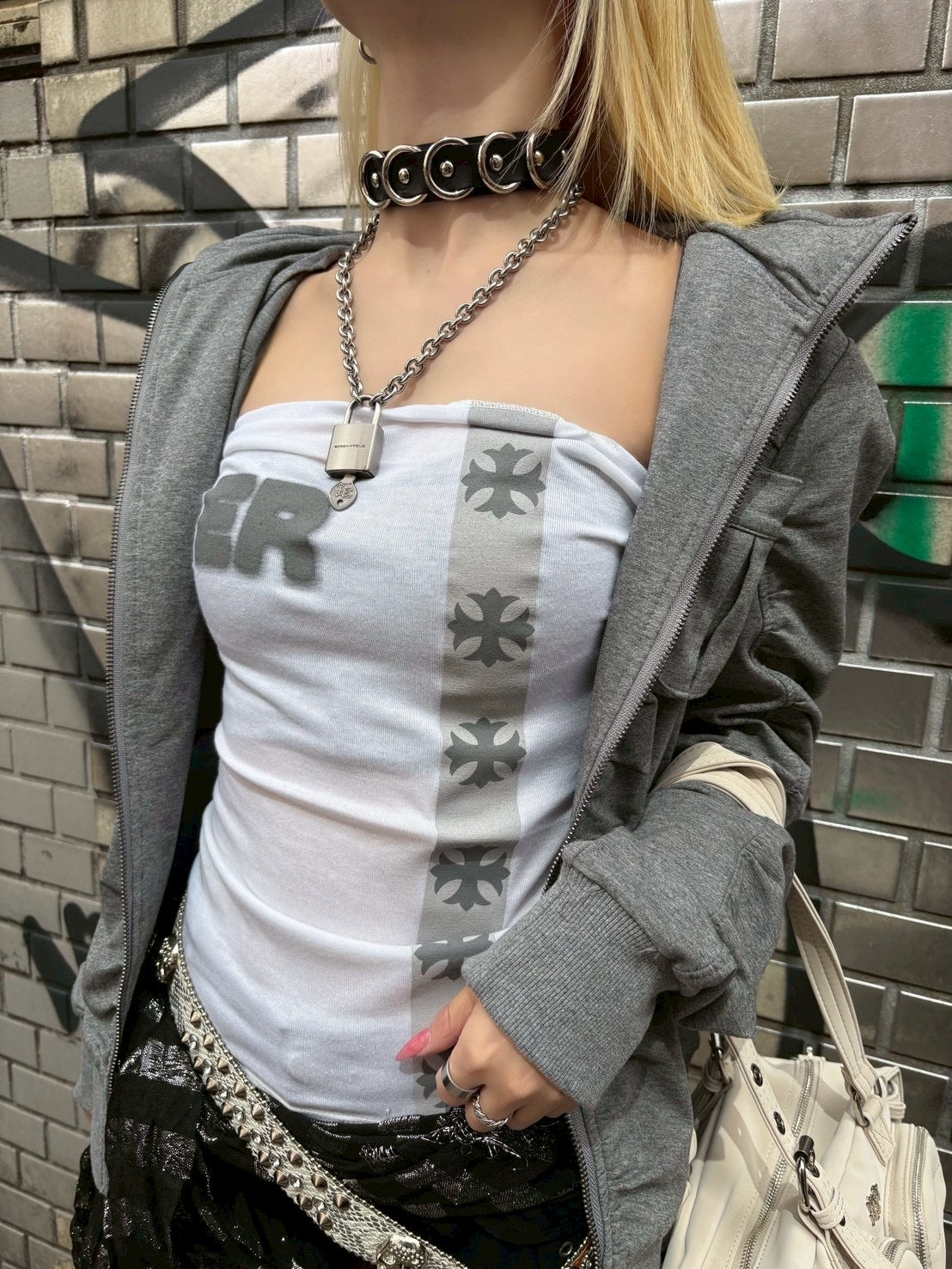 国際配送【BABY09】 Riot Shirring Zip Hoodie