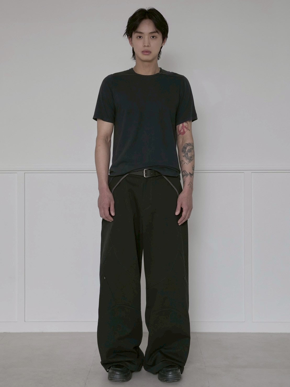 6/22 21:00発売【FLAREUP】Asymmetrical Wide Pants