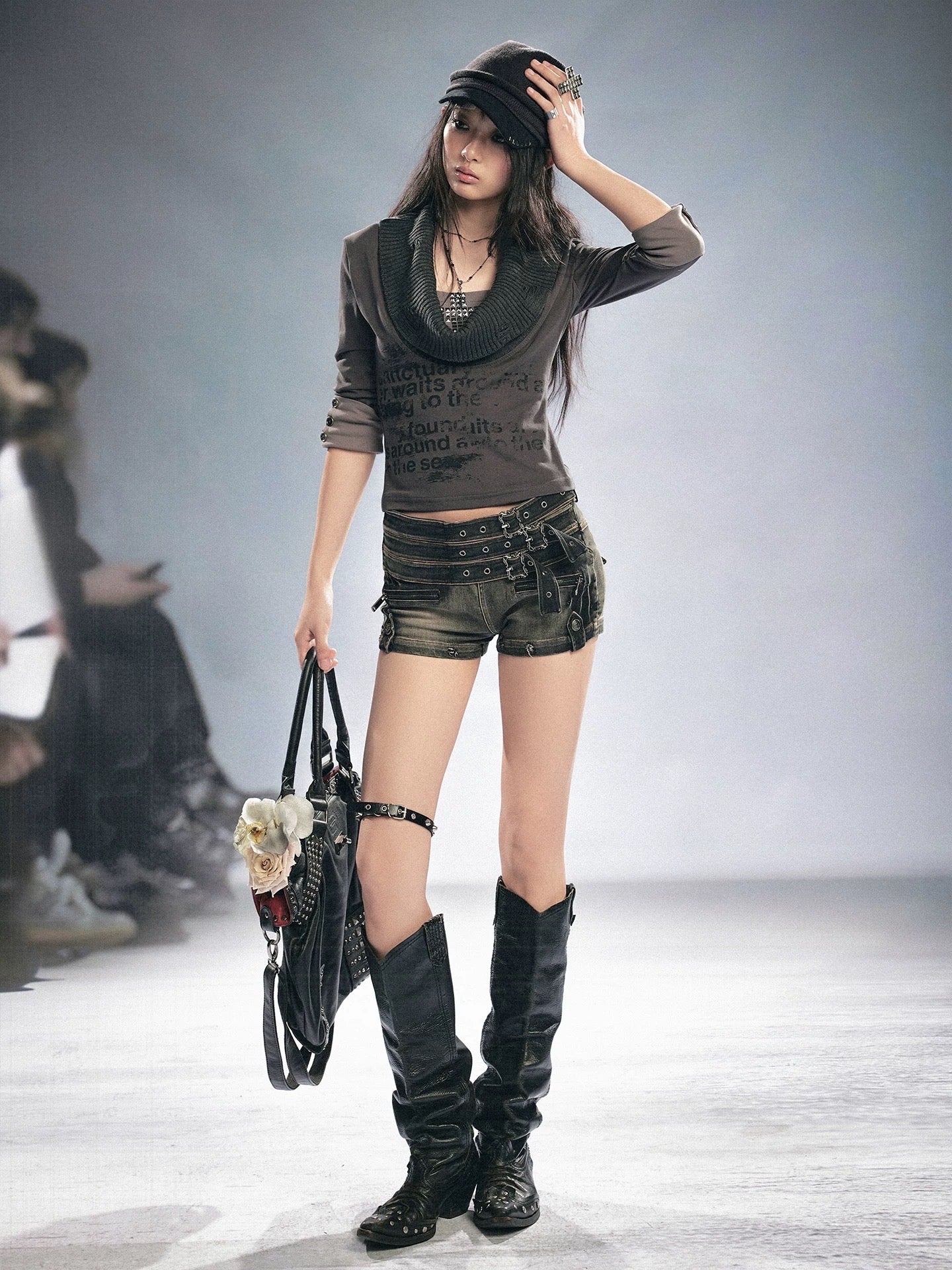 【Cest Nous】Cross Rivet Top