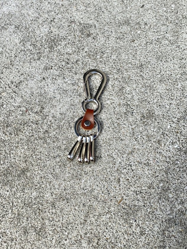 受注制【Chikashitsu +】design key chain (2color)