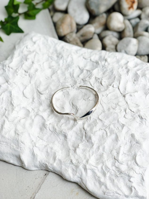 受注制【Chikashitsu +】wave silver bracelet