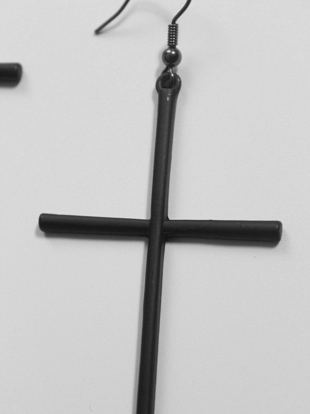 【LOVE KILLER CLUB】big cross pierce