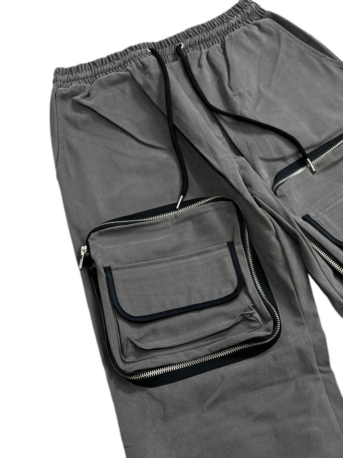 受注制【Chikashitsu +】front pocket design cargo pants (2color)