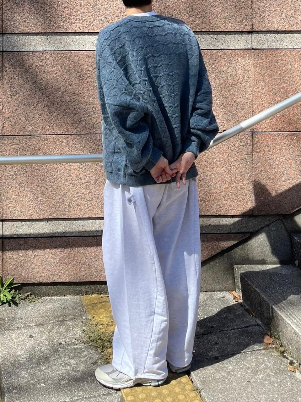 【Chikashitsu +】side button balloon sweat pants (3color)