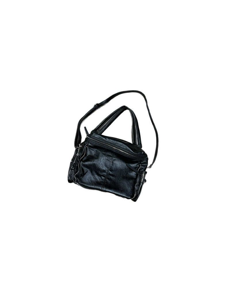 受注制【Chikashitsu +】zip design leather shoulder bag