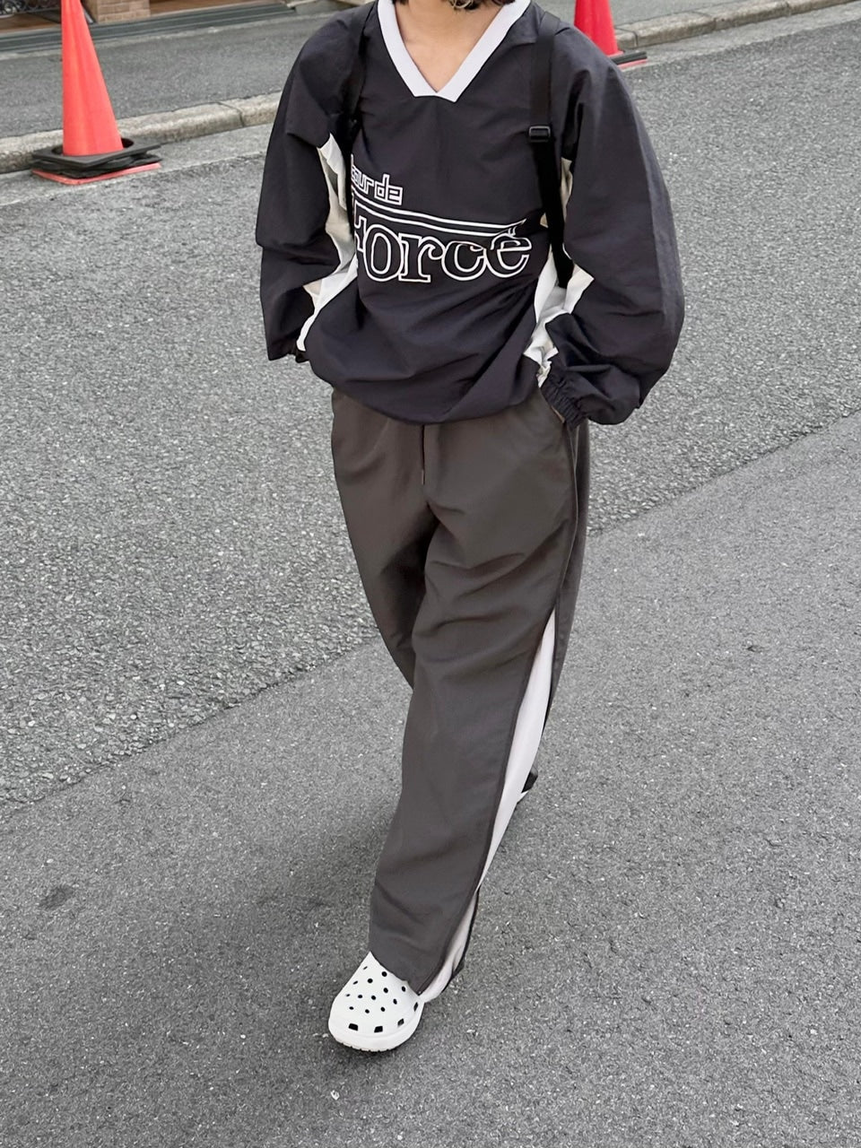 受注制【Chikashitsu +】side zip wide nylon pants (3color)