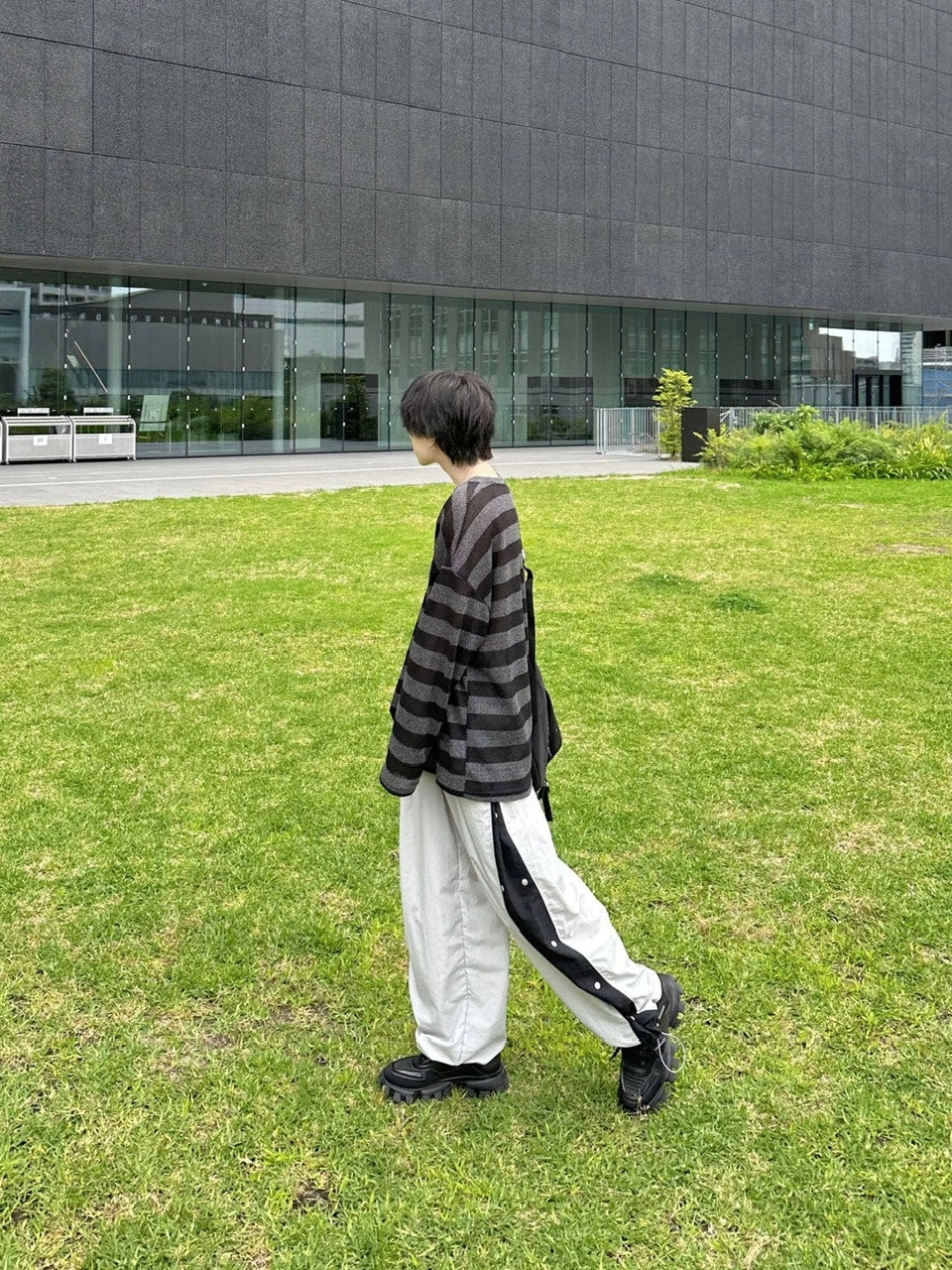 大阪店WEB限定受注制【Chikashitsu +】snap nylon ballon pants (2color)