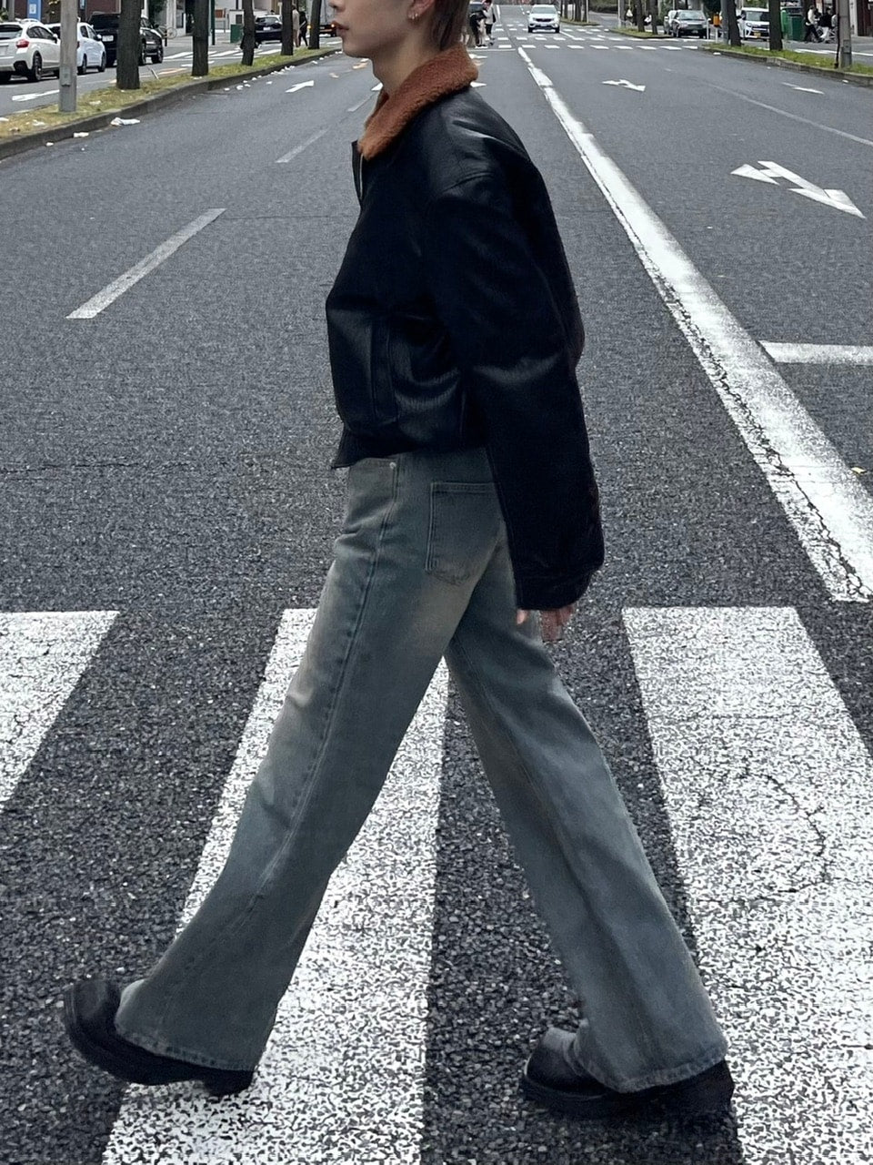 【Chikashitsu +】vintage wash bootscut denim pants (2color)