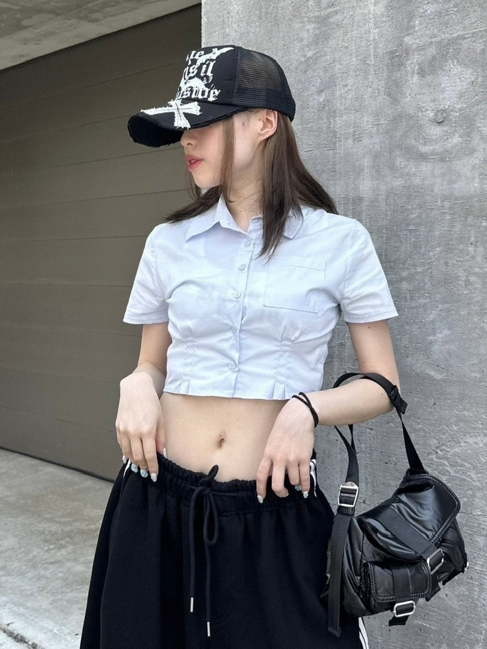 受注制【Never mind the XU】pintuck cropped shirt (3color)