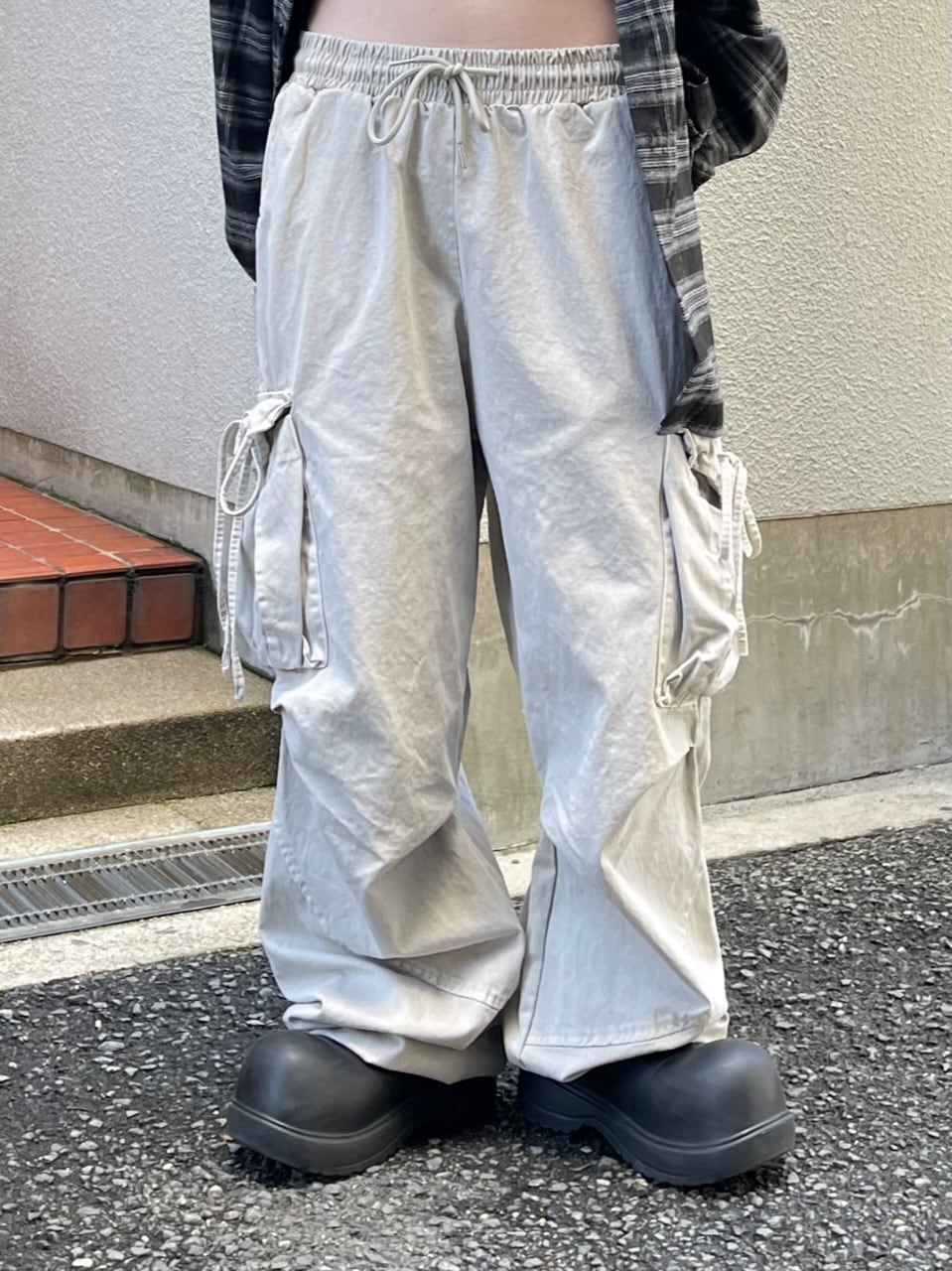 受注制【Chikashitsu +】pigment wash side rope cargo pants (2color)
