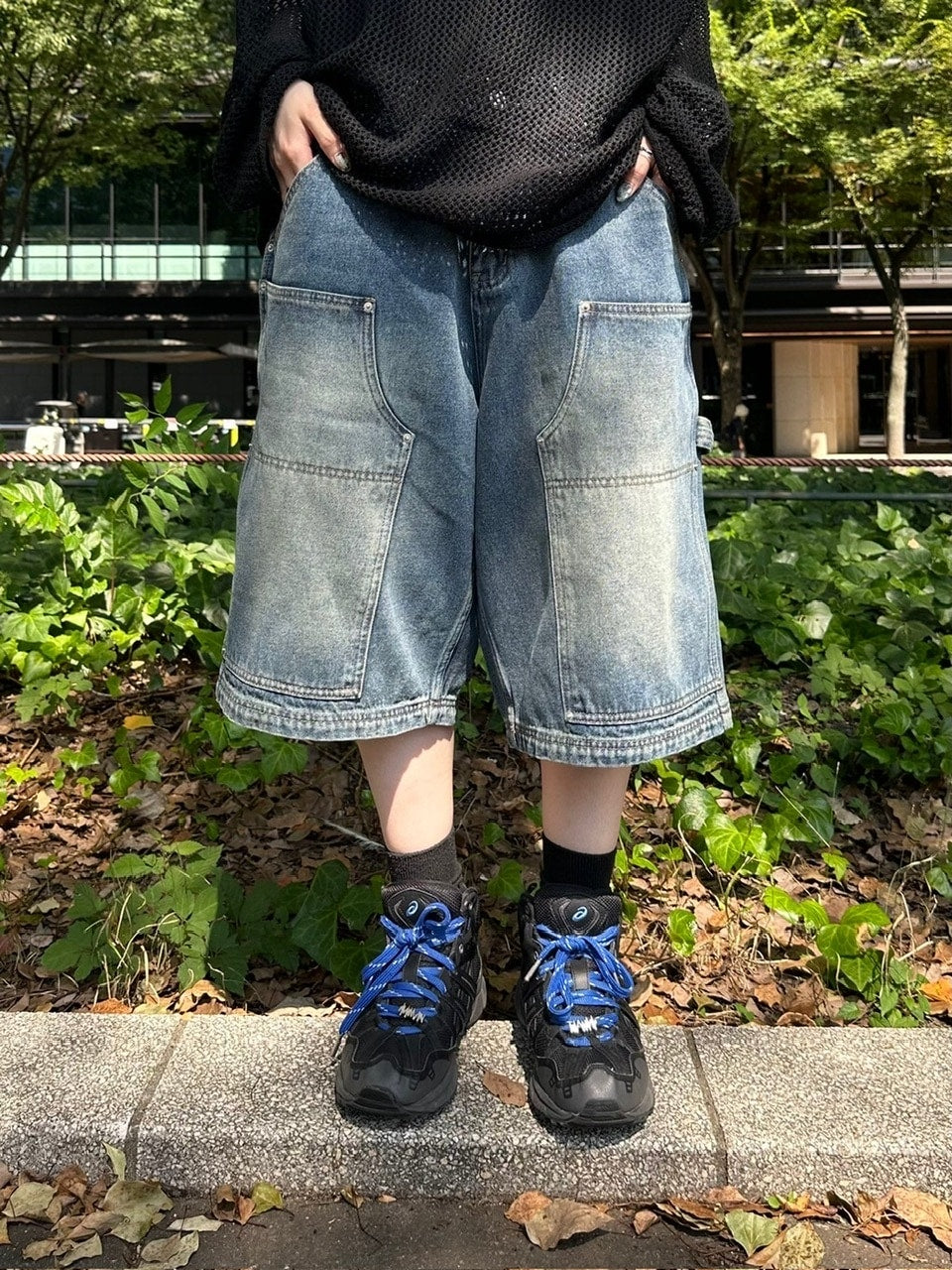受注制【Chikashitsu +】studs design denim half pants (2color)