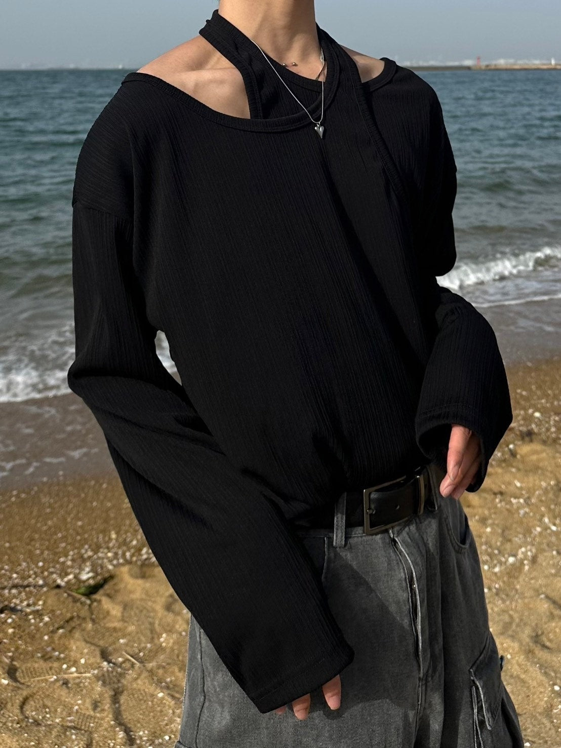 国際配送【LUV CODE】layered neck long sleeve top (2color)