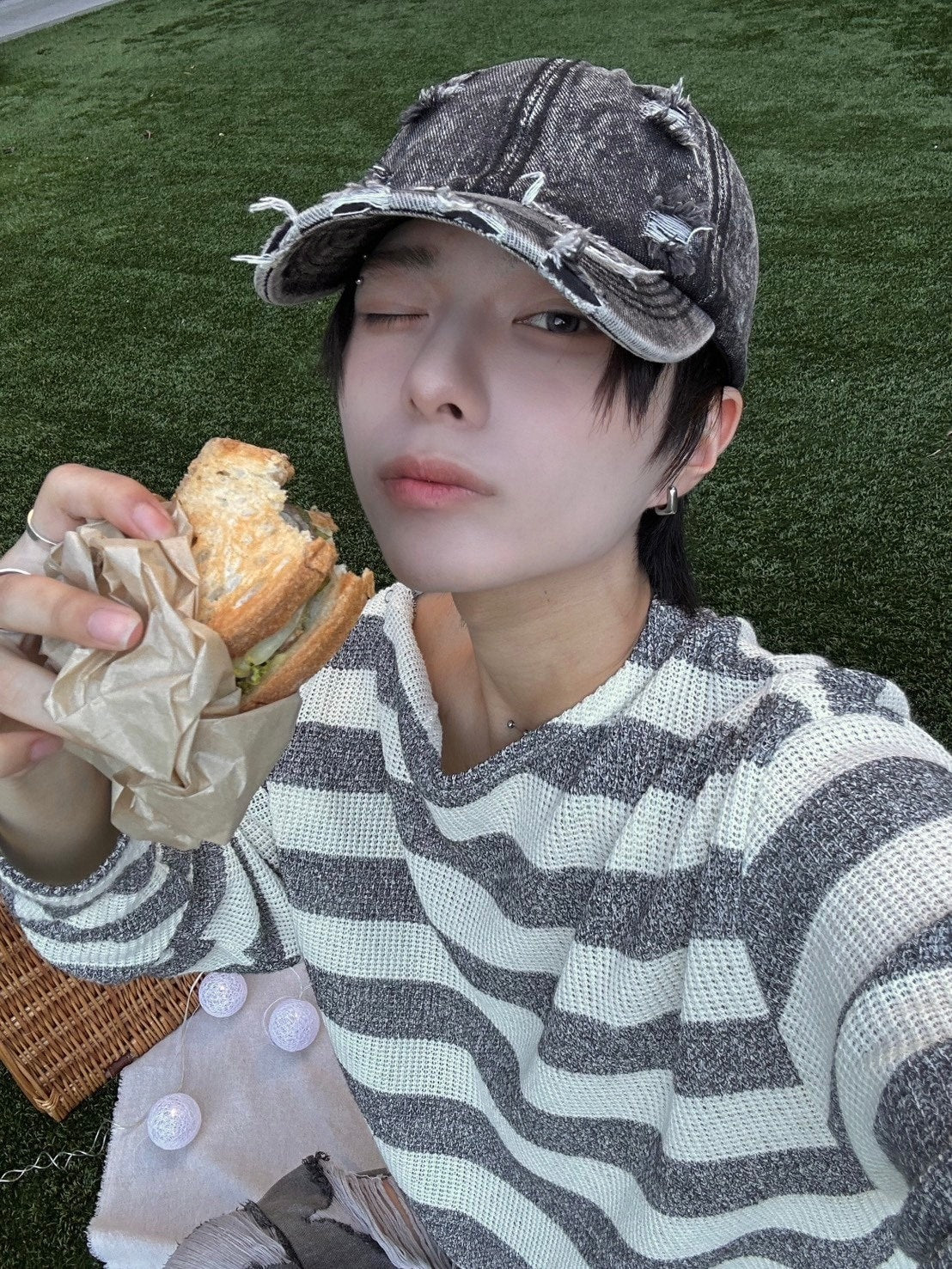 受注制【LUV CODE】snap button stripe knit (2color)