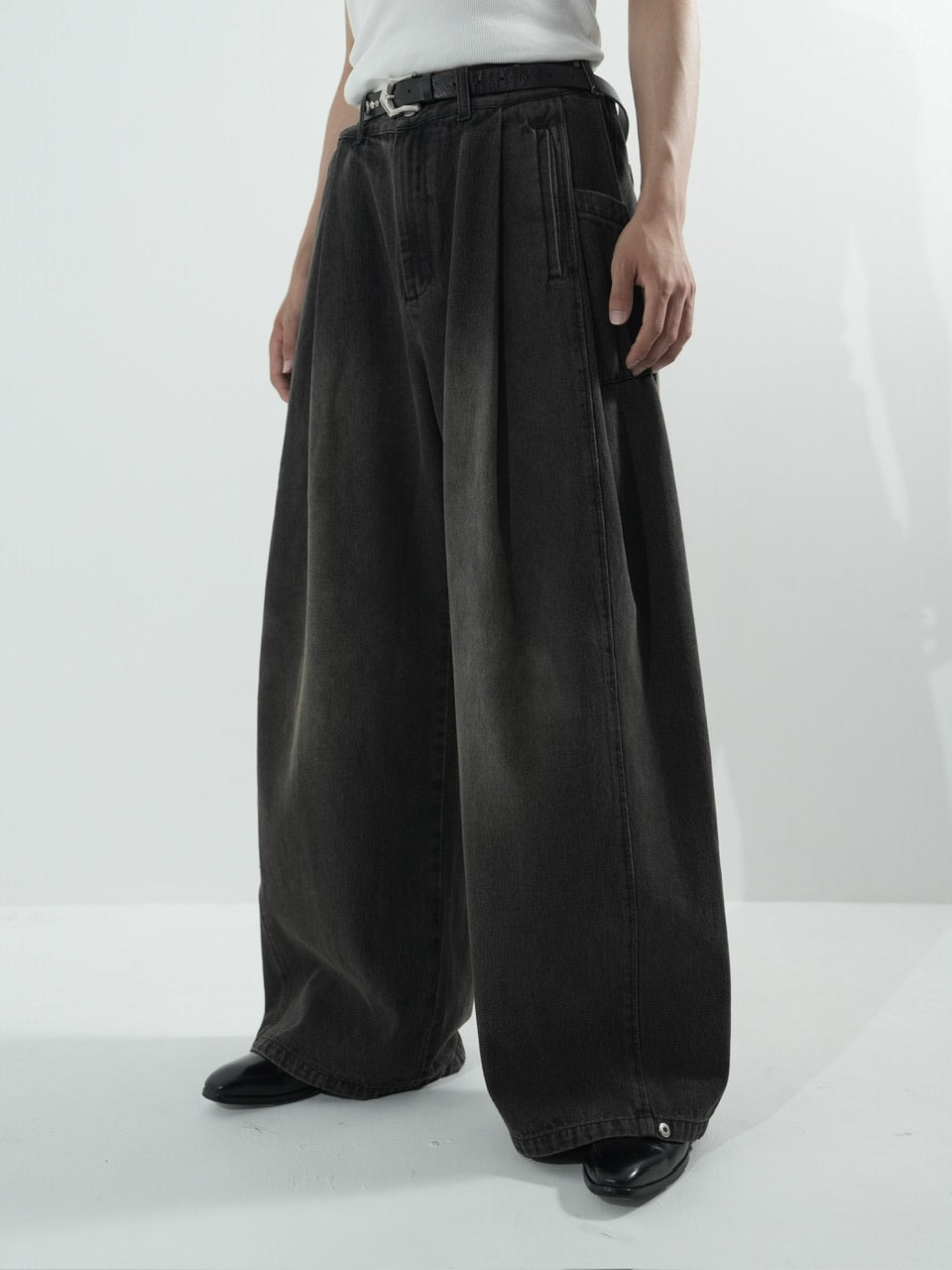 【CS】side tuck drape denim pants (dark brown)
