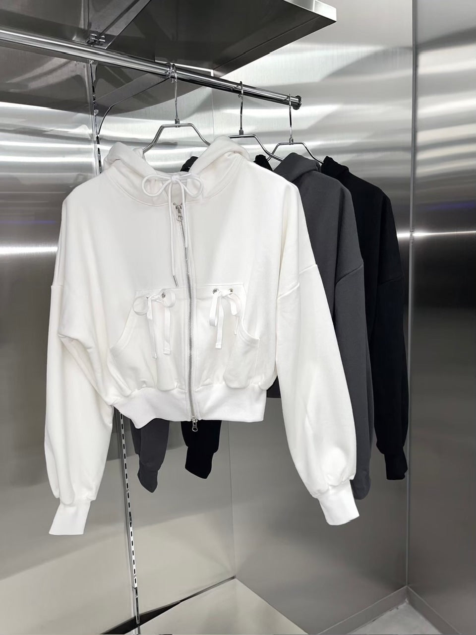 受注制【nmtc +】ribbon crop zip up hoodie (3color)