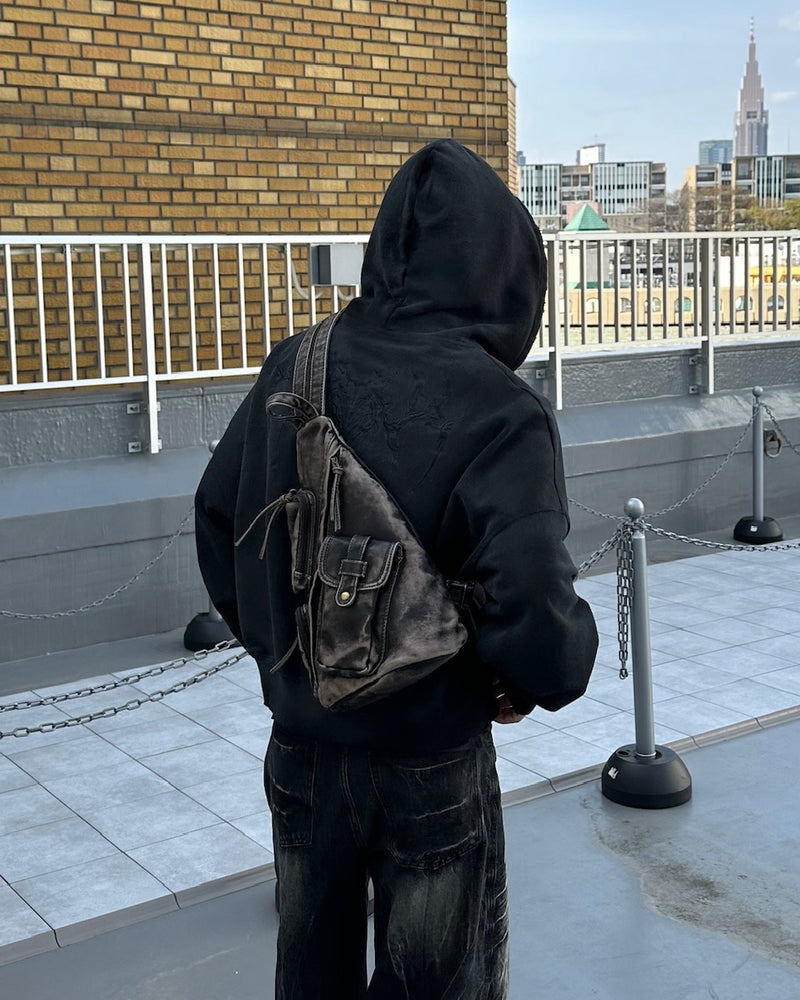 大阪店WEB限定受注制【Chikashitsu +】vintage wash triangle leather bag