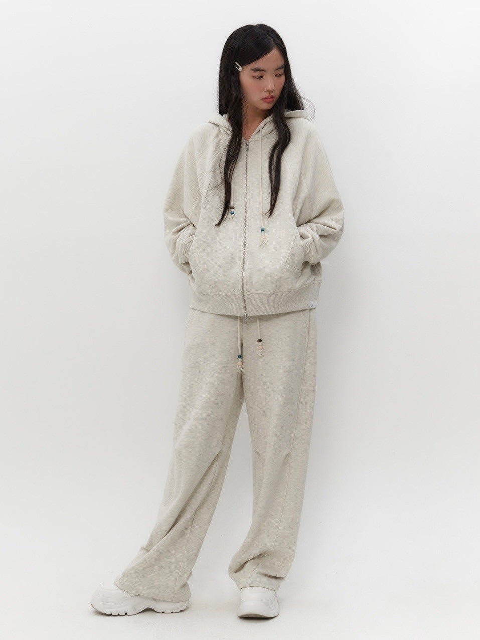 【TUOMIO】STRING CHARM SWEATPANTS