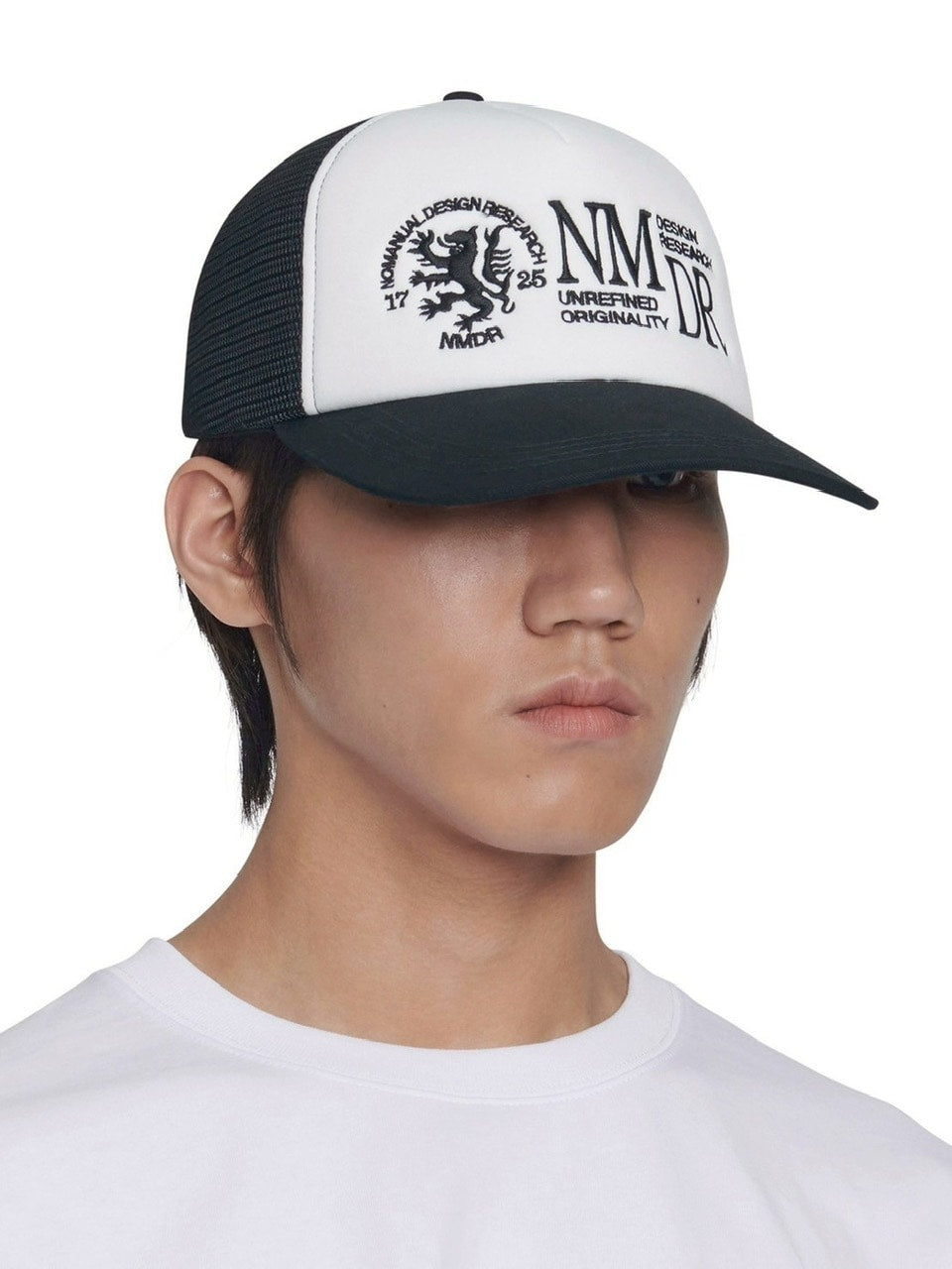 【NOMANUAL】EMBLEM TRUCKER CAP