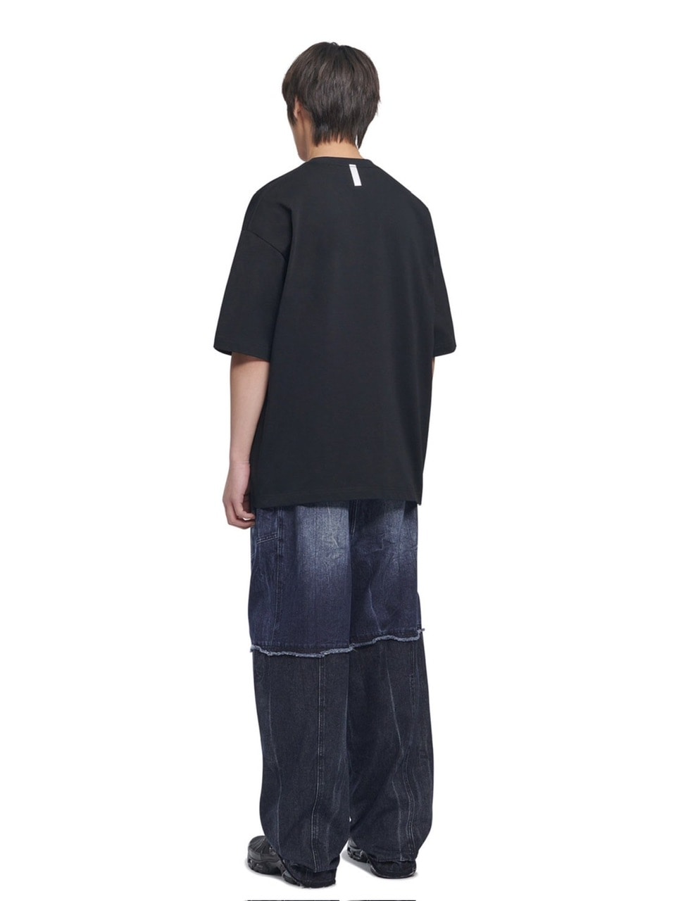 【NOMANUAL】ARCHED TEXT T-SHIRT