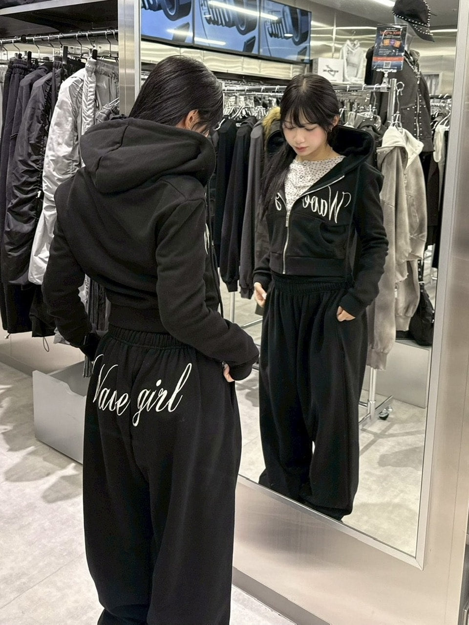 受注制【nmtc +】embroidery sweat pants (3color) / 【エヌエムティーシープラス】プリントロゴスウェットパンツ