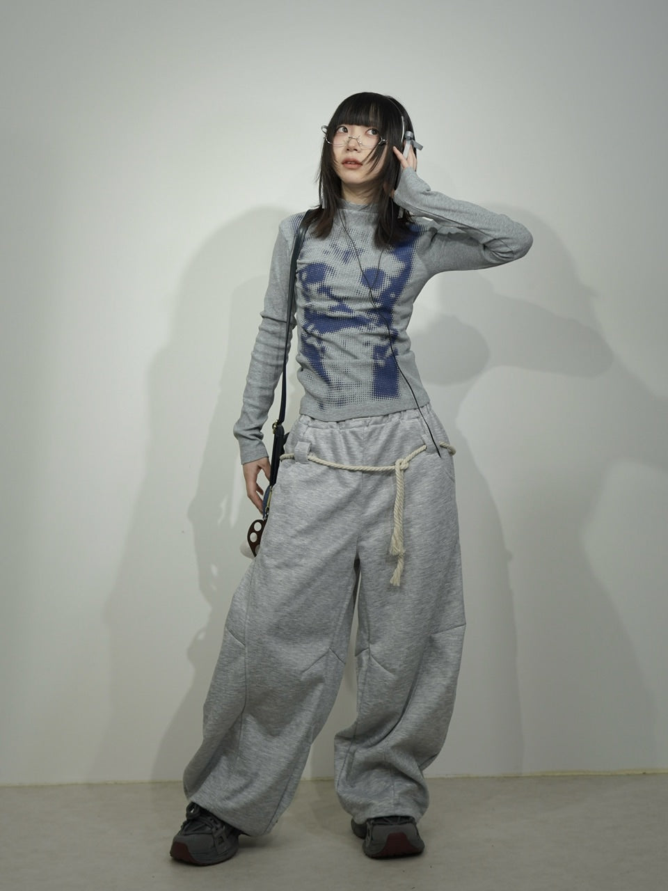 【Nerd out XU】waist rope loose sweat pants (2color) / 【ナードアウトエックスユー】ウエストロープルーズスウェットパンツ