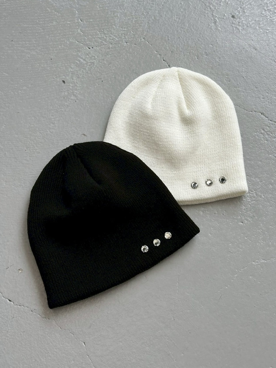 受注制【LUV CODE】cubic studs beanie (2color)