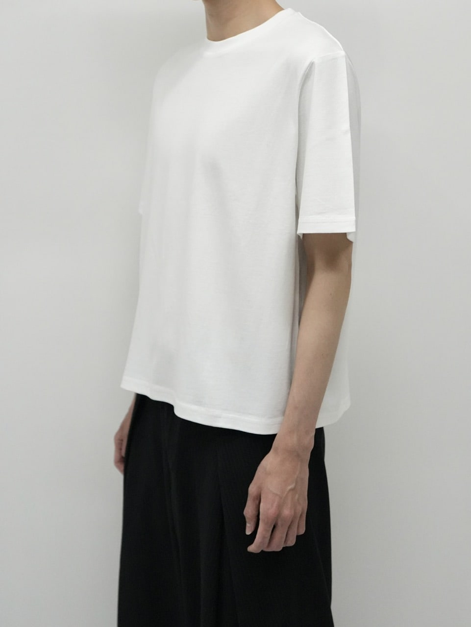 【CS】2-PIECE CROPPED PACK TEE