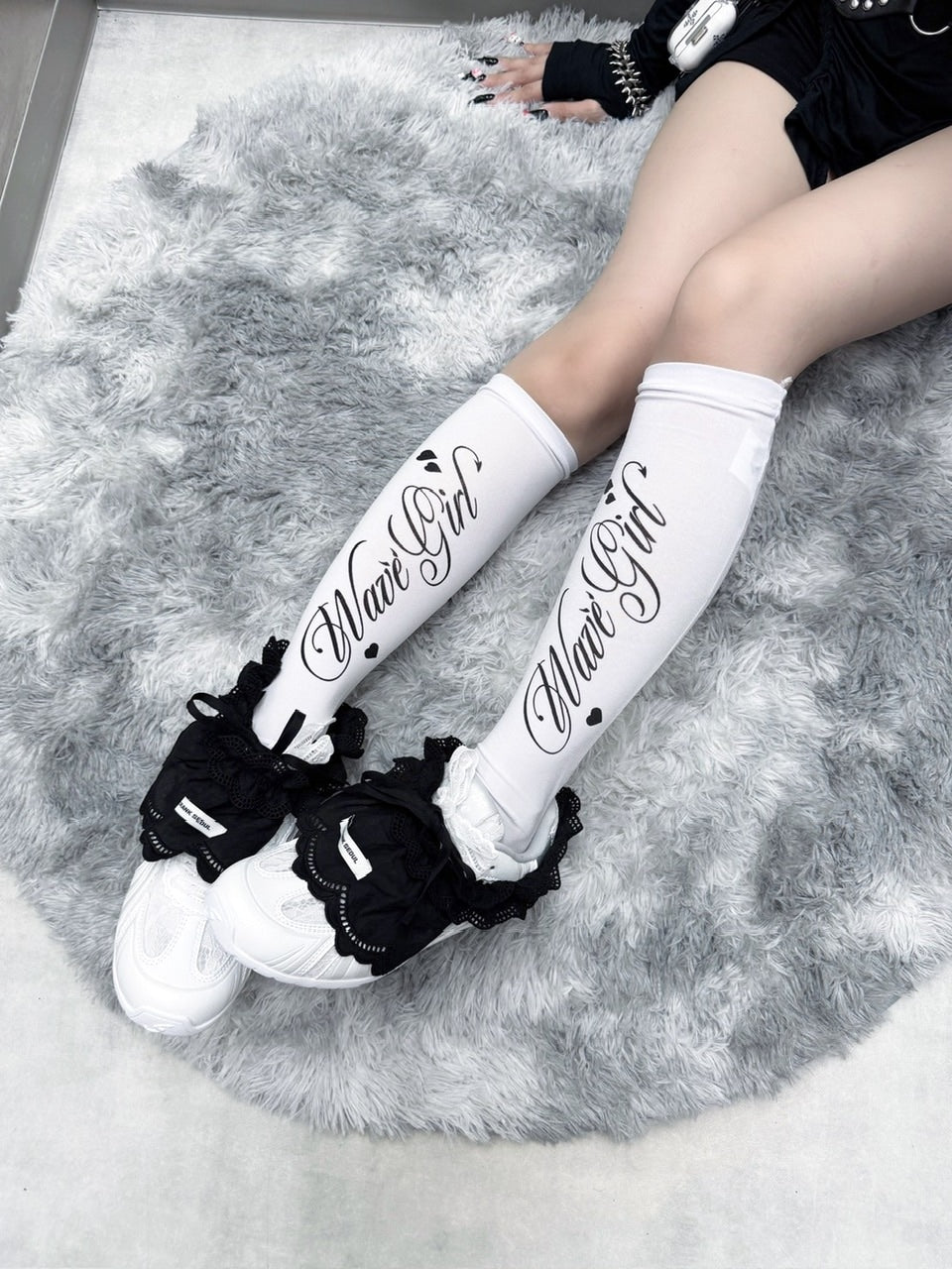 受注制【nmtc +】lettering socks (2color)