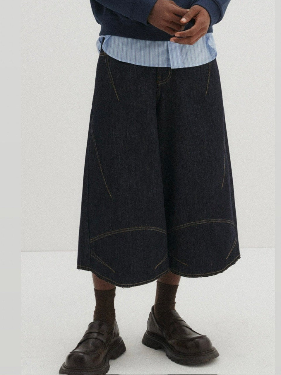 【DNSR】Multi-Dart Bermuda Denim Shorts