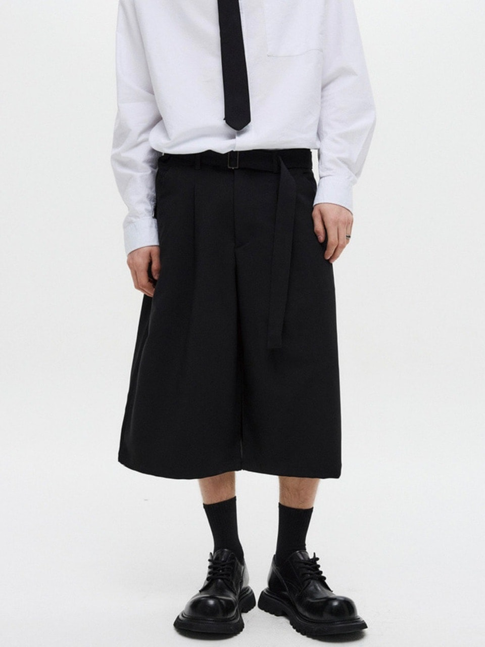 【DNSR】Belted Bermuda Slacks