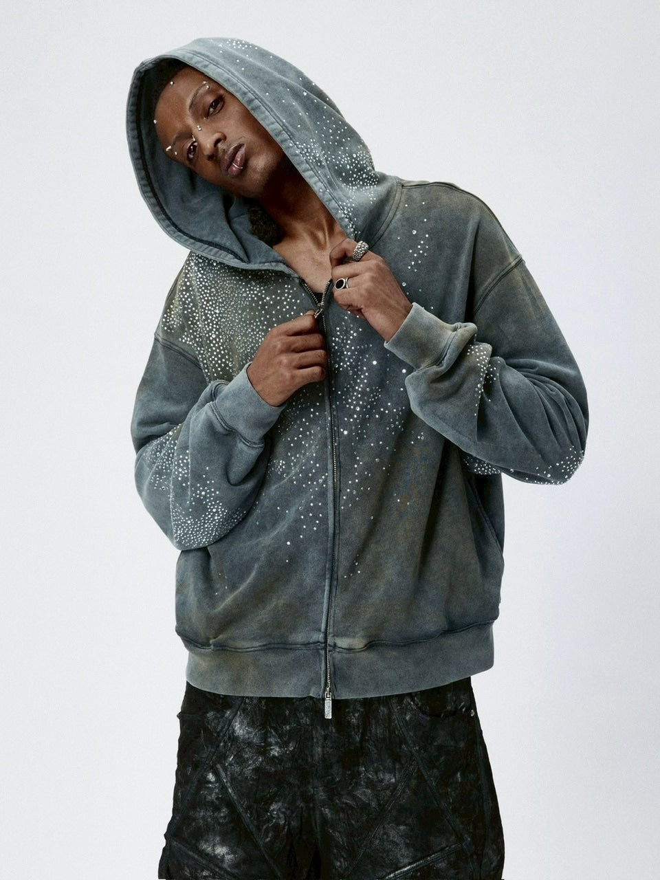 【DND4DES】DIAMOND DISTRESSED ZIP-UP HOODIE