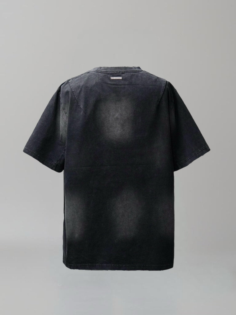 【CHIKASHITSU PLUS HIGH】Destroy skull cat T-shirt (black)