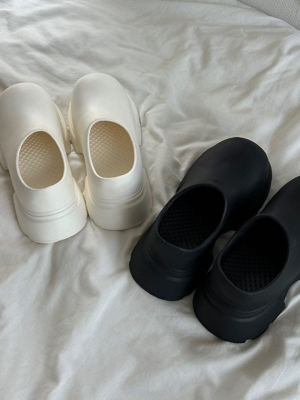 国際配送【LUV CODE】volume sole shoes (2color)