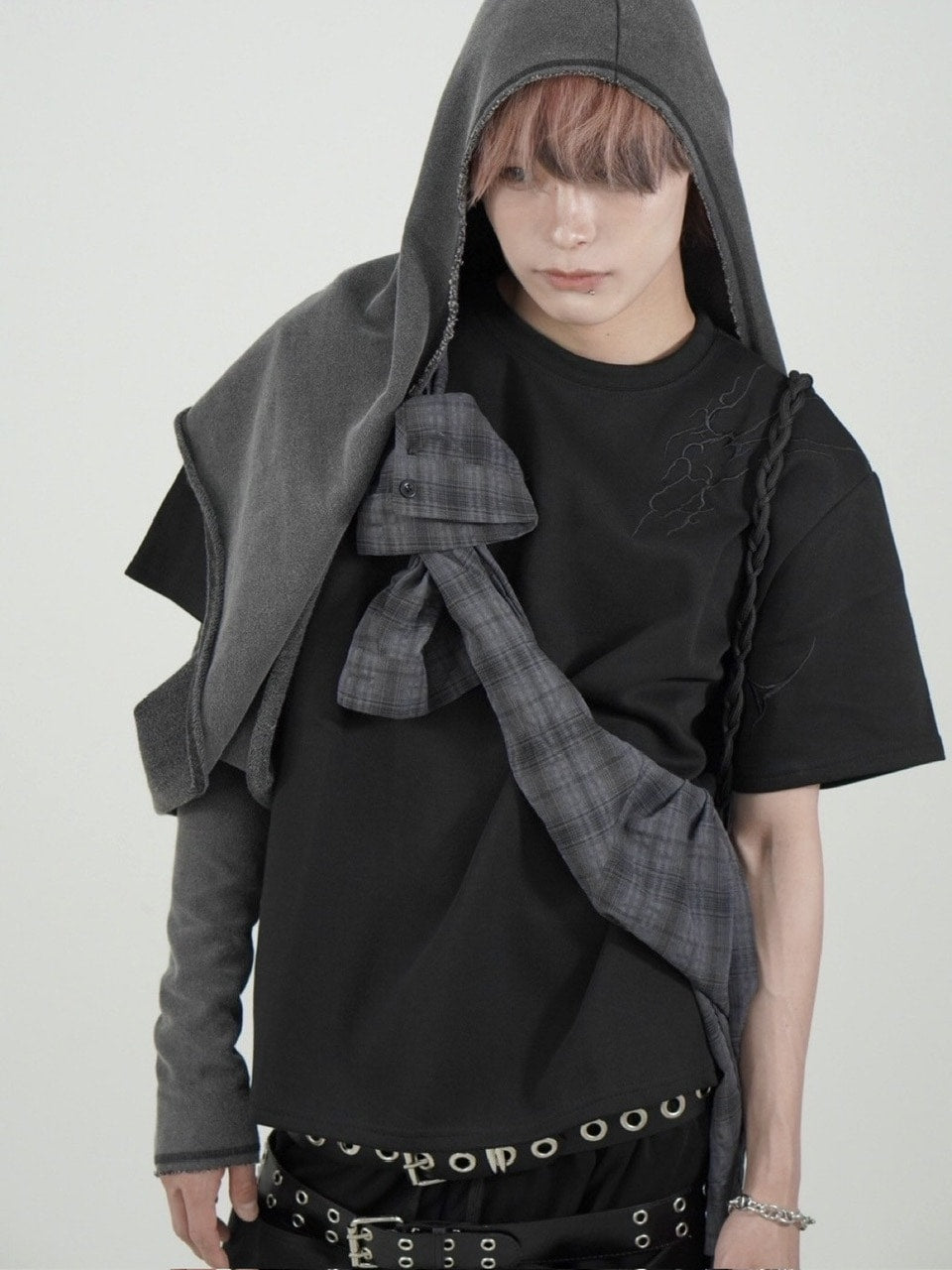 国際配送【Nerd out XU】lightning pattern tee (3color) / 【ナードアウトエックスユー】メタリックロゴ半袖Tシャツ