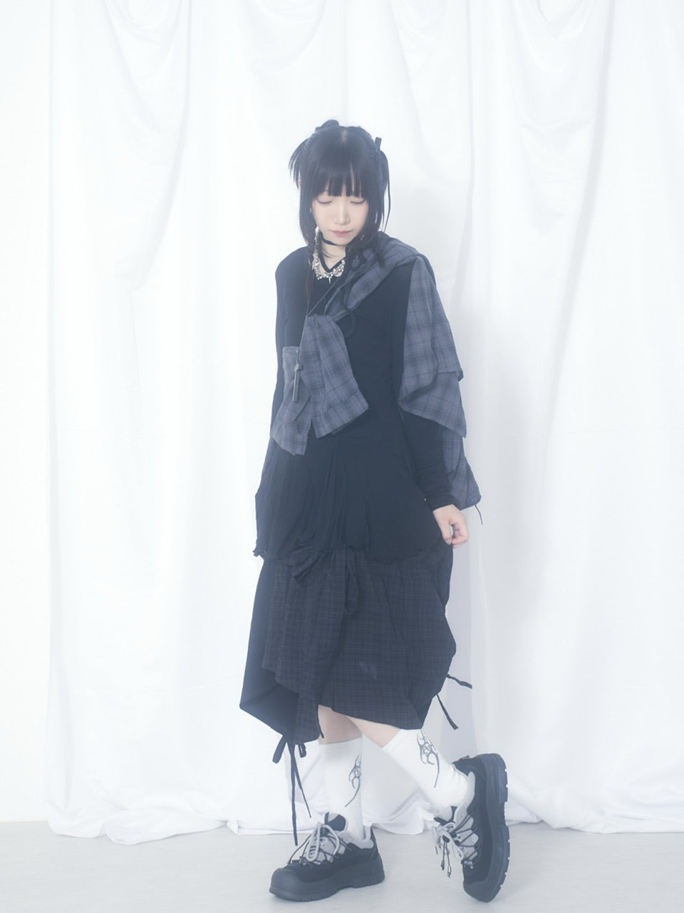 国際配送【Nerd out XU】docking ribbon check asymmetry skirt
