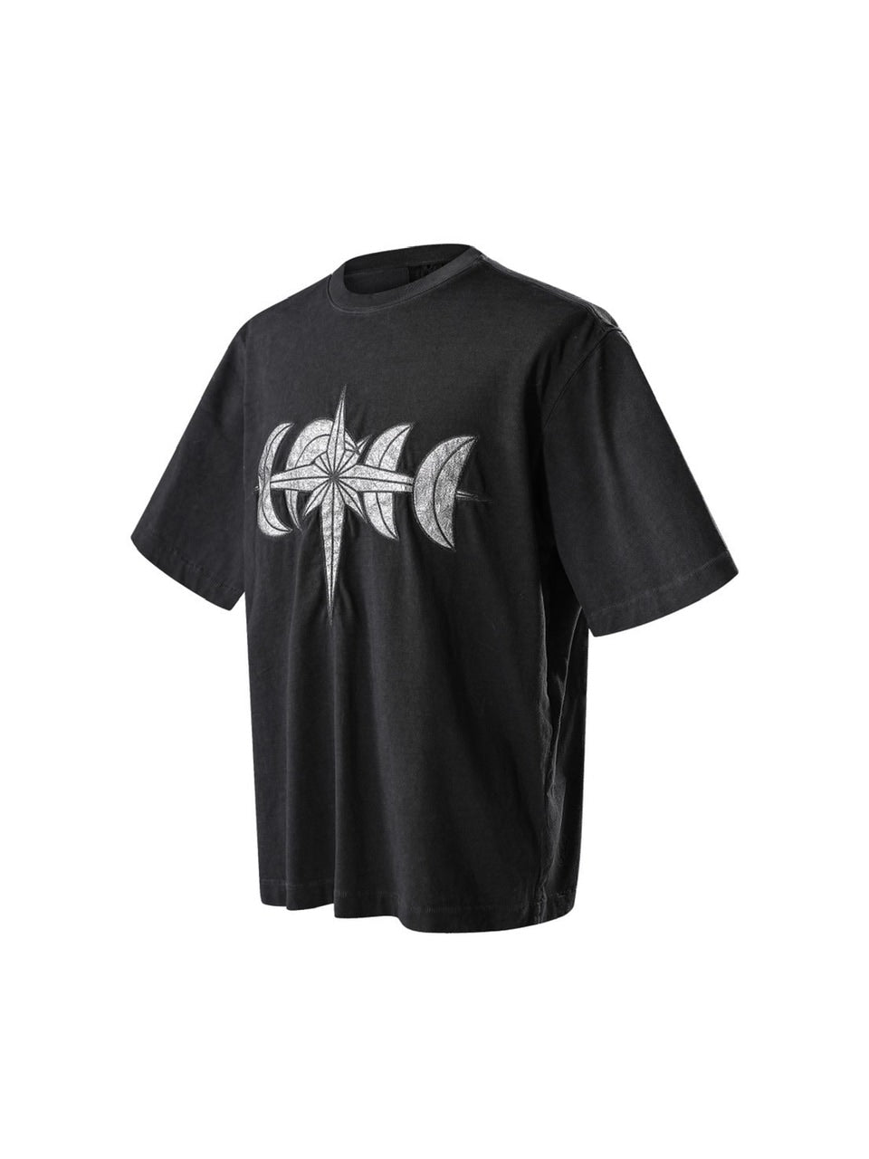 【The Boy Has No Patience】LUMINOUS NIGHT LEATHER PATCH TEE / 【ザボーイハズノーペーシェンス】レザーパッチロゴ半袖Tシャツ