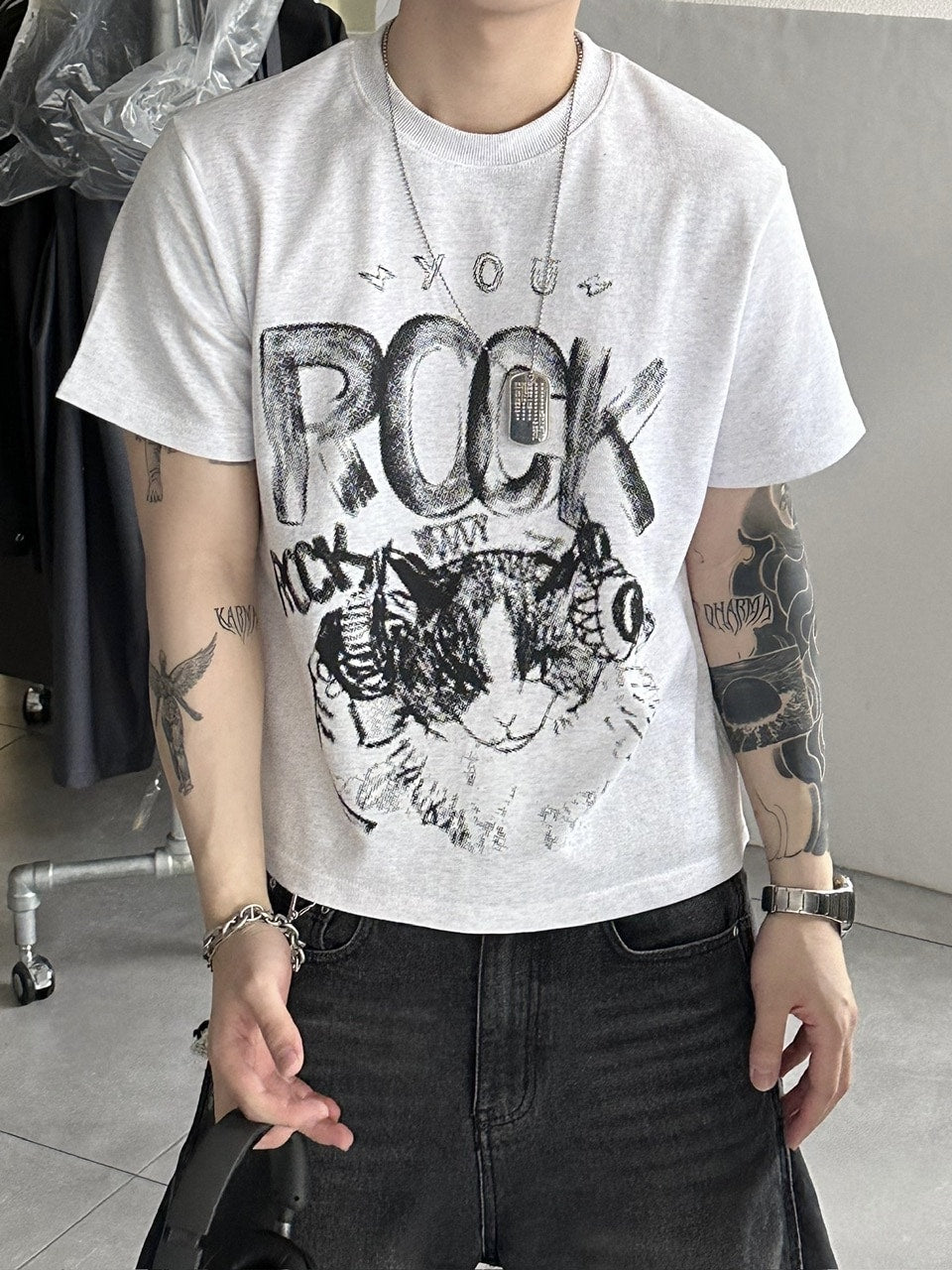 ちです。 大阪店WEB限定【Chikashitsu +】cropped cat t-shirt (2color