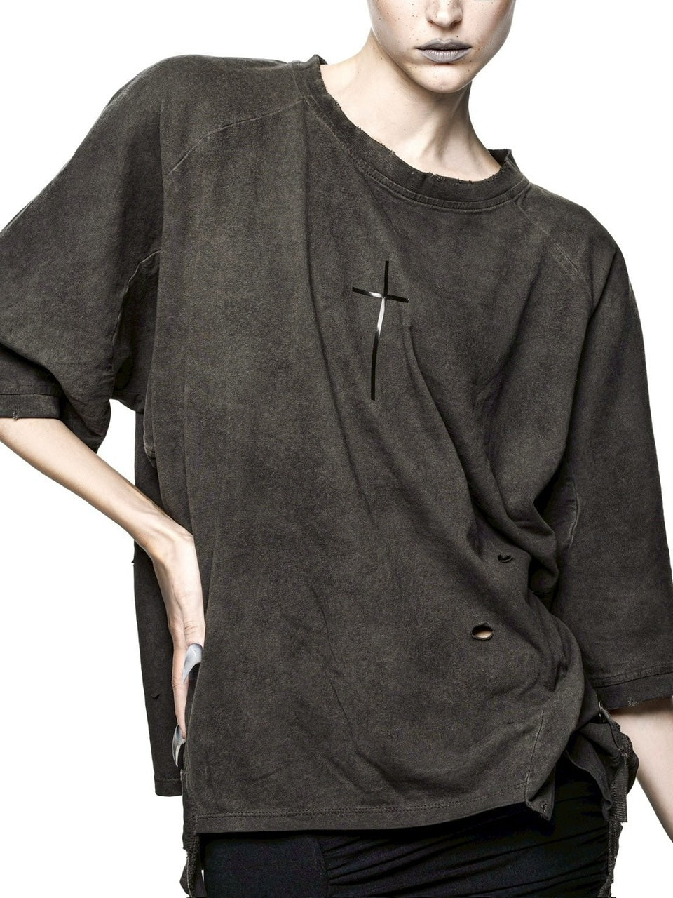 【LATUI ATELIER】DUSH T-SHIRT / 【ラトゥイ アトリエ】クロスデザインダメージ半袖Tシャツ