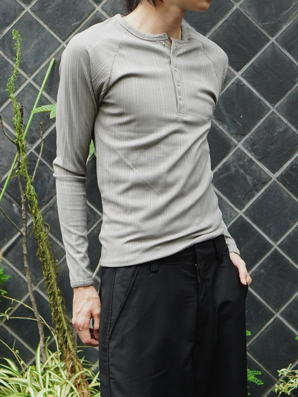 東京店WEB限定受注制【Chikashitsu +】snap rib henley neck tee / 【チカシツプラス】スナップリブヘンリーネックTシャツ (4color)