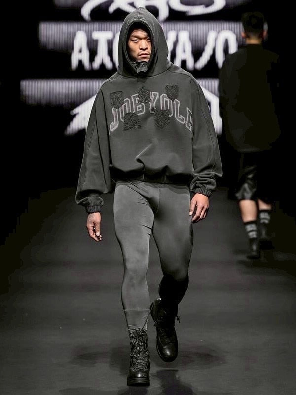 【AJOBYAJO】University Wappen Batwing Hoodie / 【アジョバイアジョ】ユニバーシティワッペンバットウィングプルオーバーパーカー