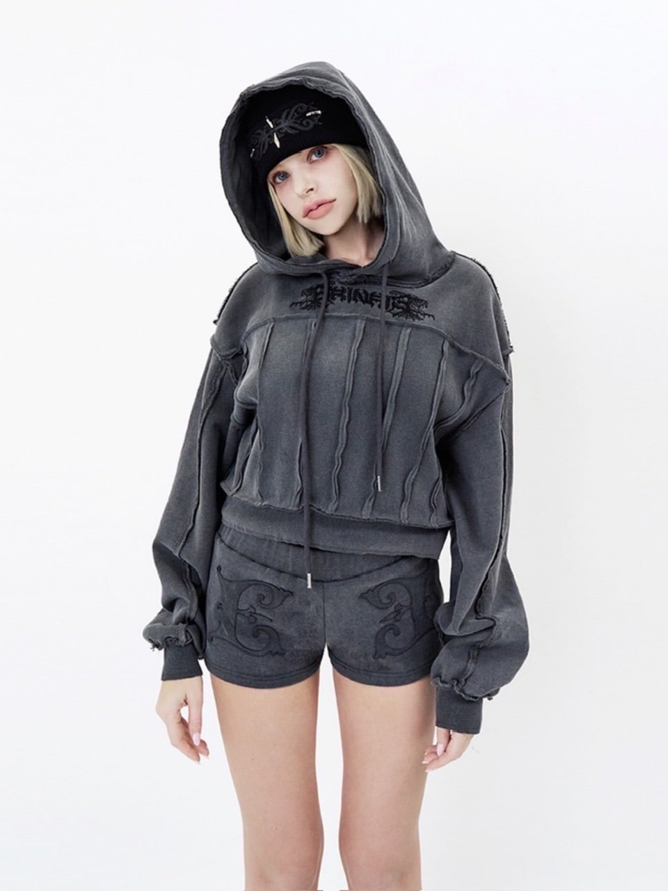 【E RIN AI E】WICKED WITCH HOODIE