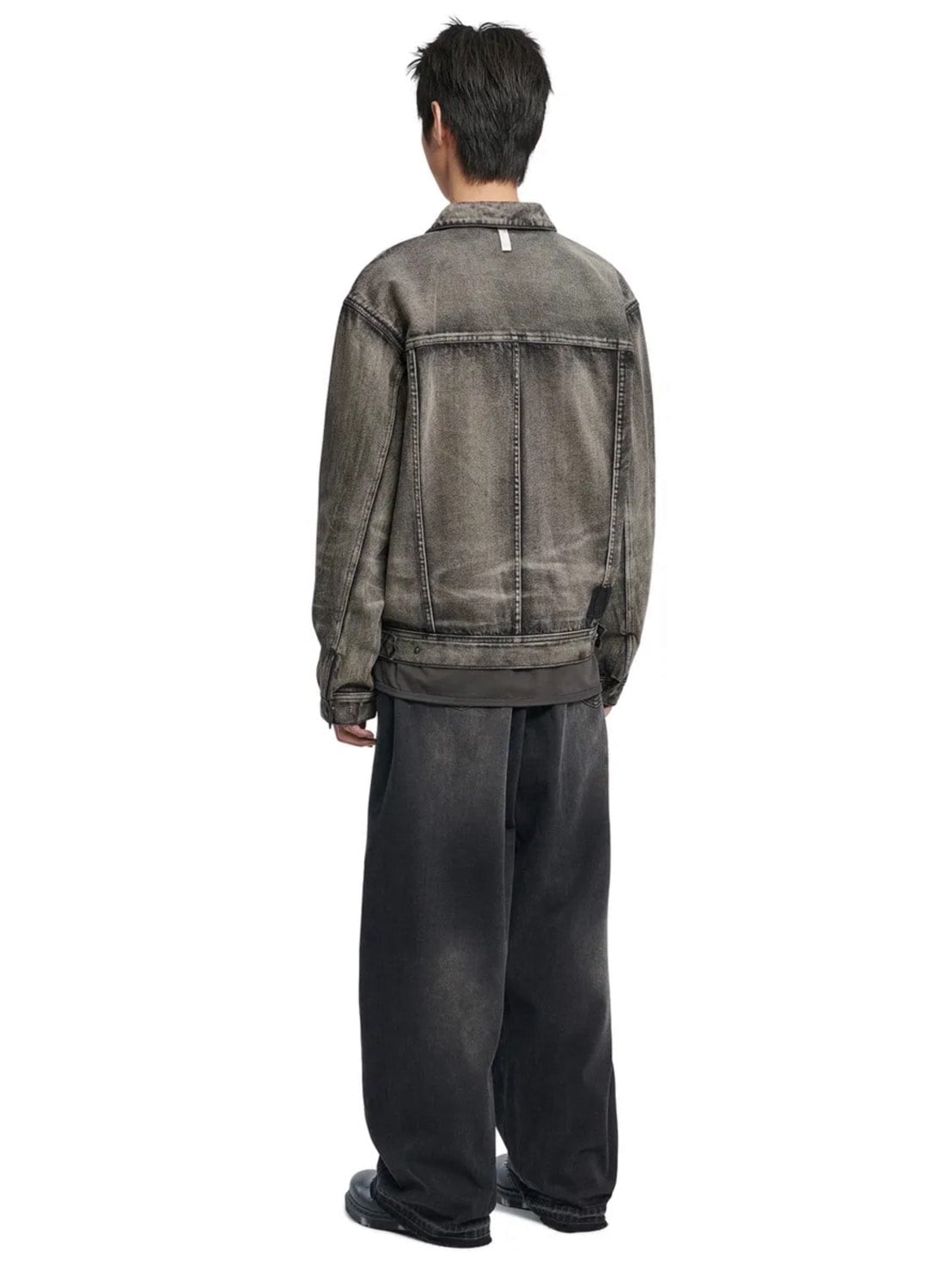 【NOMANUAL】WASHED DENIM TRUCKER JACKET