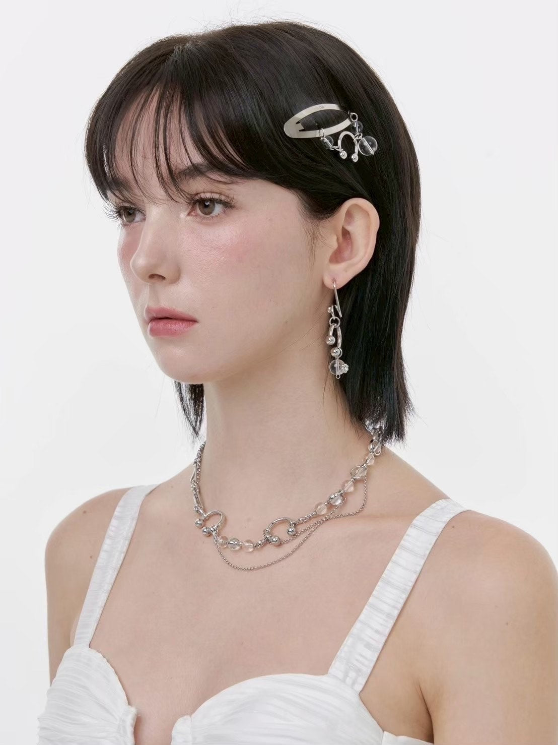 【PEG LEG】Flow silhouette necklace