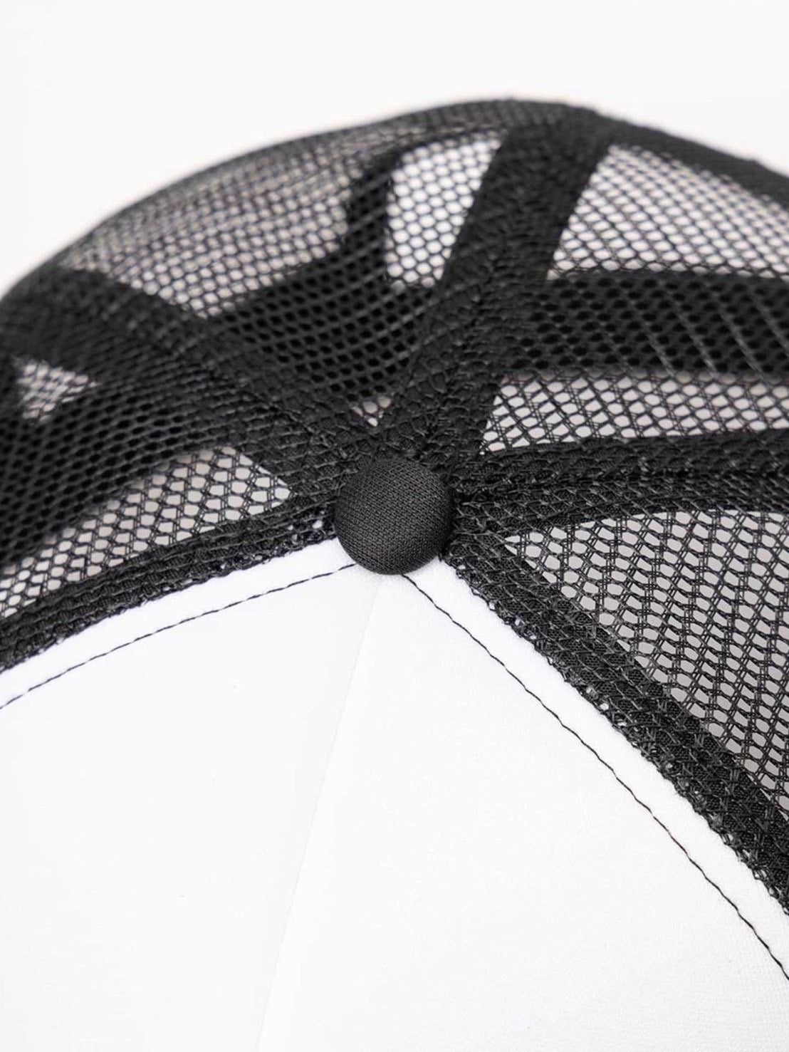 1/30 再入荷【SUPPLIER】Cross Leather Patch Mesh Cap / 【サプライヤー】クロスパッチメッシュキャップ