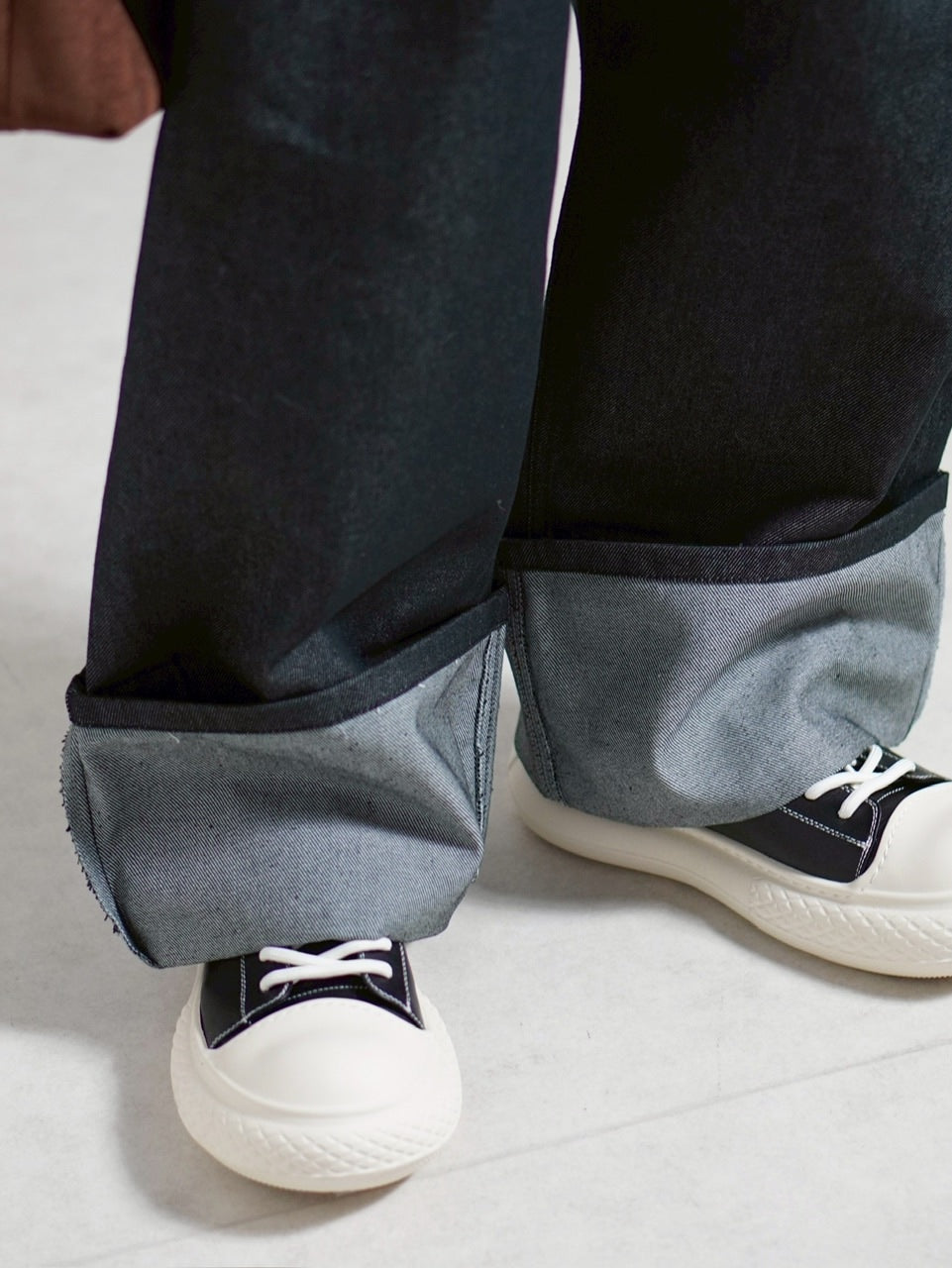 受注制【Chikashitsu +】volume toe sneaker / 【チカシツプラス】ボリュームトゥースニーカー