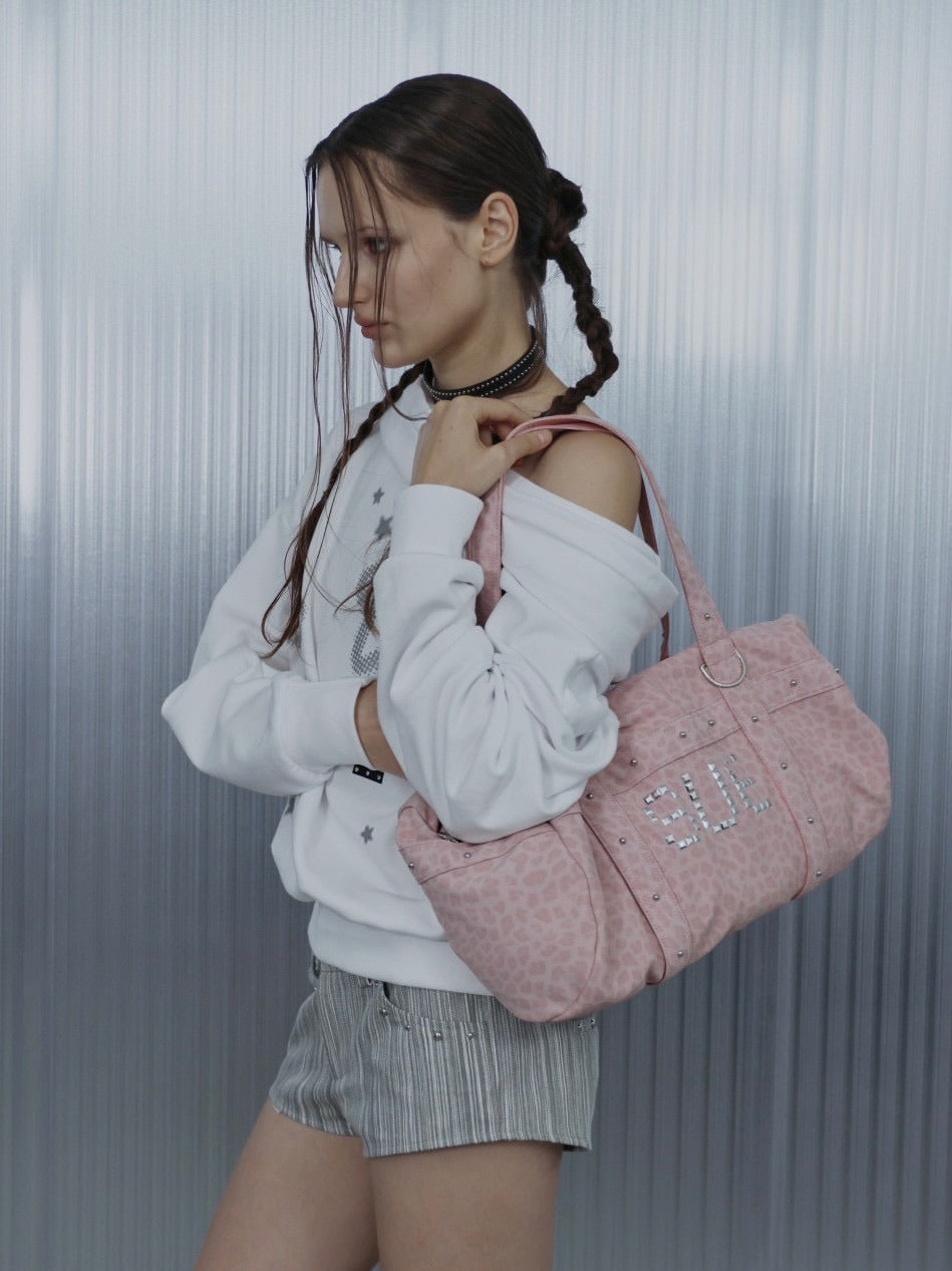 【SETUP‐EXE】LEO STUDDED DUFFEL BAG / 【セットアップエグゼ】レオスタッヅダッフルバッグ