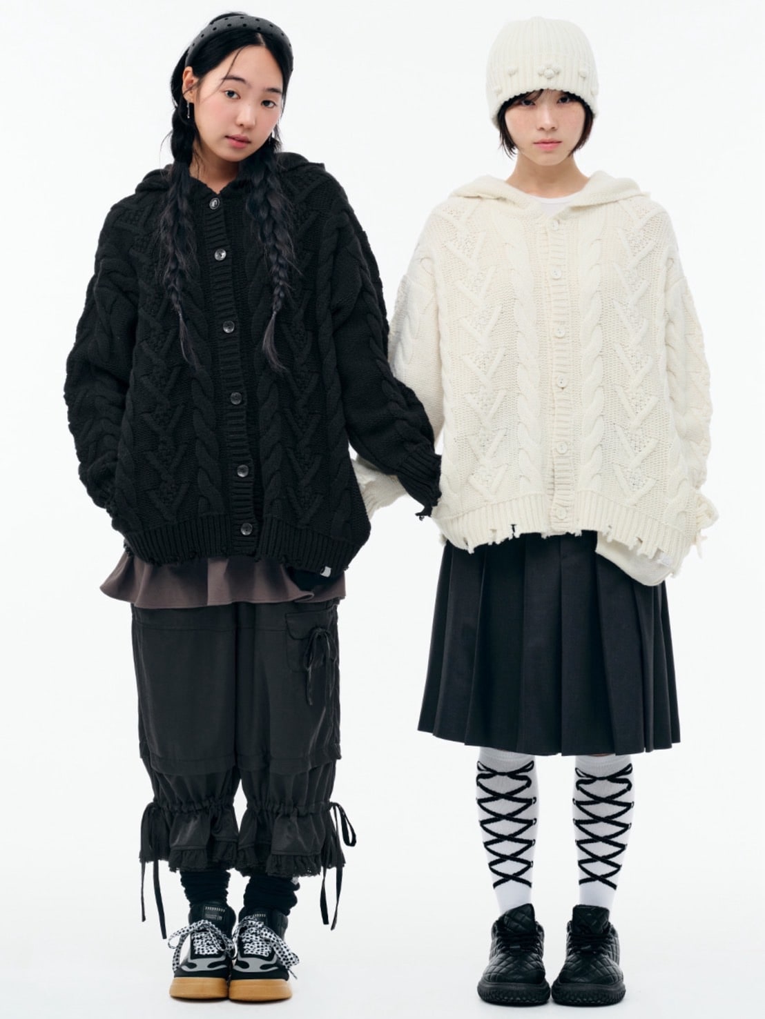 【TUOMIO】RIBBON GRAPHIC KNEE SOCKS / 【トゥオミオ】リボングラフィックニーソックス