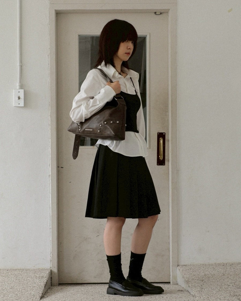 【IUGAMAKARAS】Studded Hobo Bag